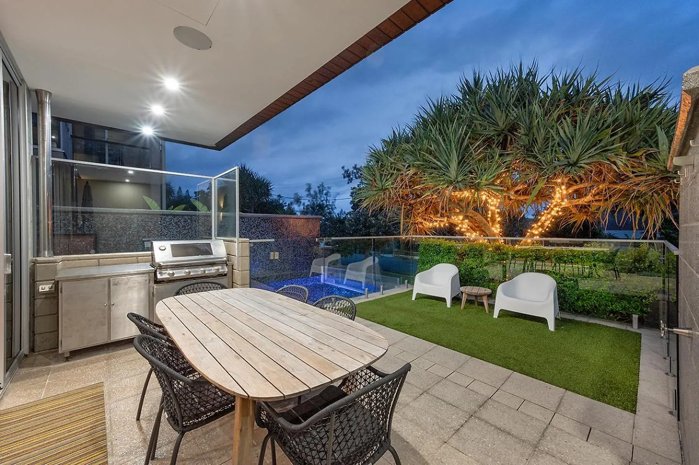 Coastal Retreat With Ocean Views Vila Sunshine Beach Austrália